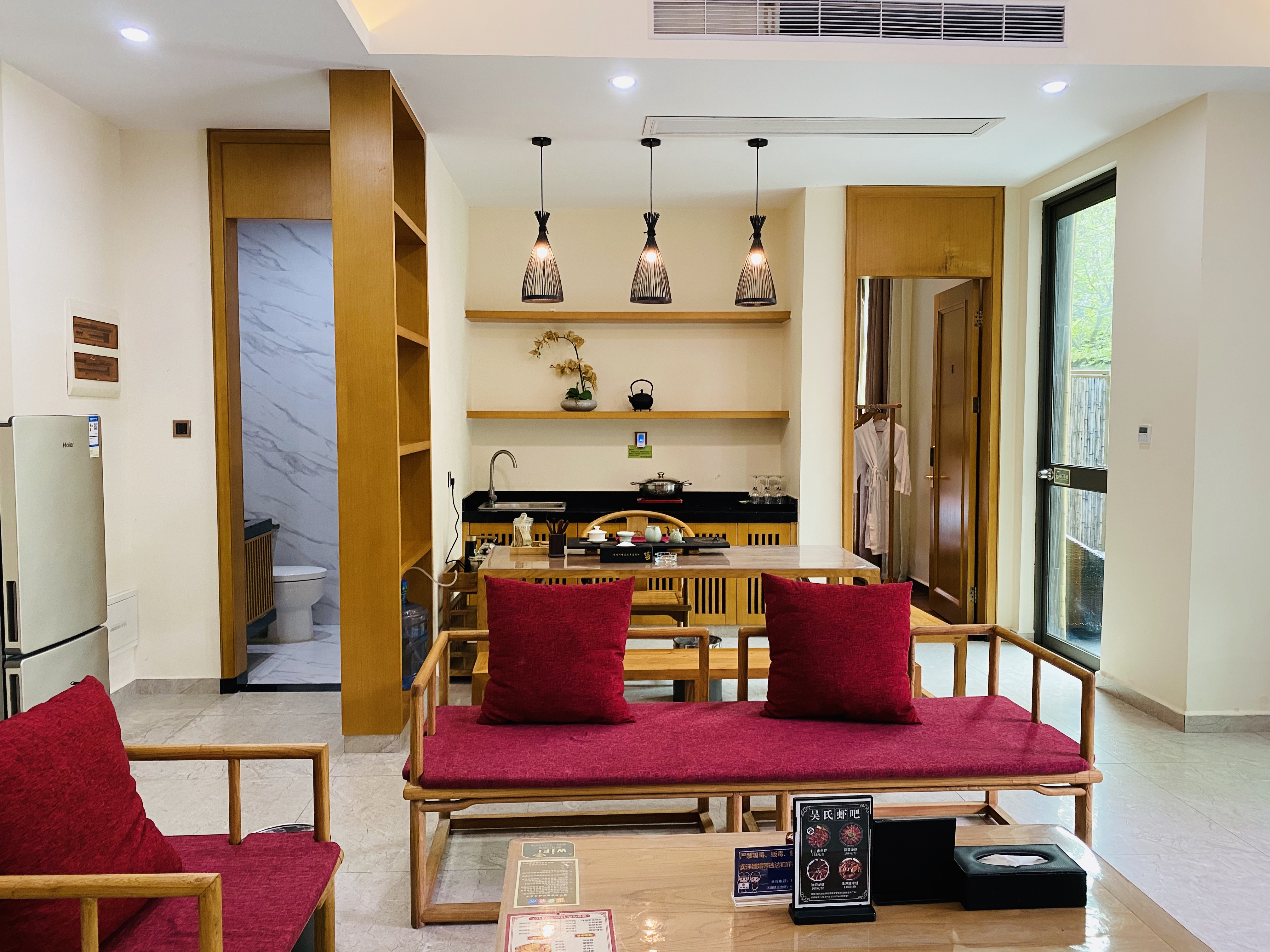 豪华六房泳池别墅（ 麻将机）