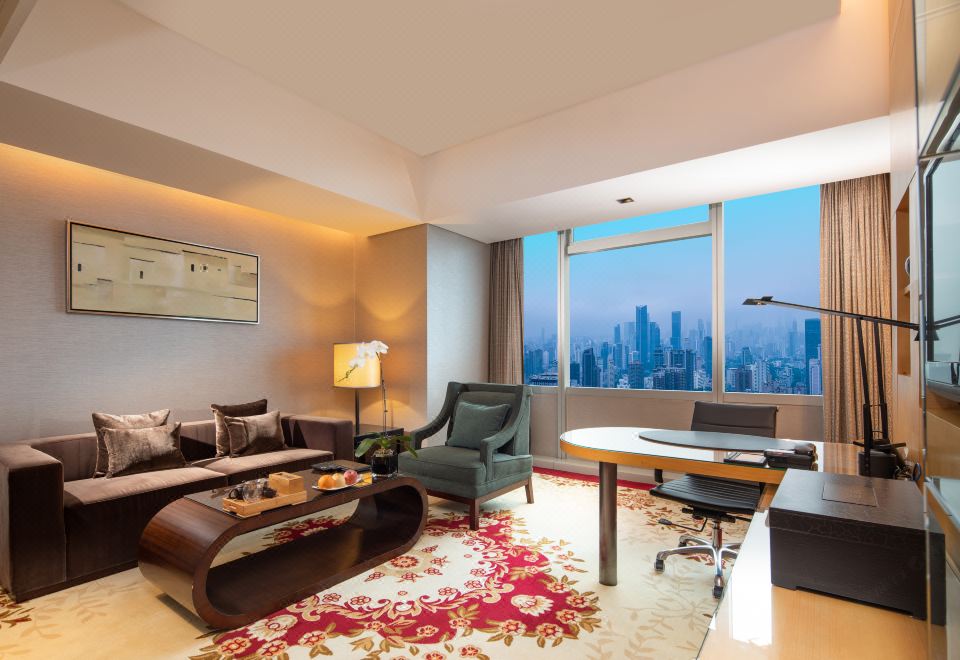 The Longemont ShanghaiExecutive Suite