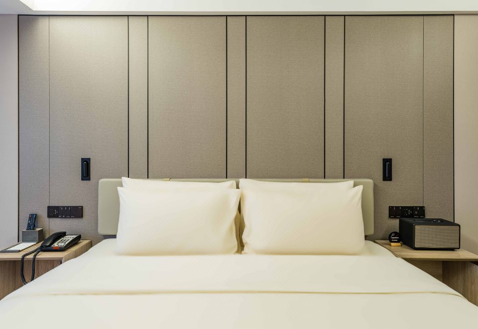 雅致大床房-回弹Spa记忆枕