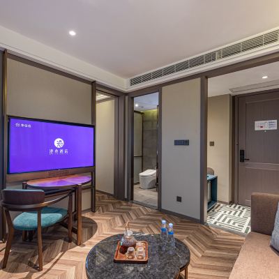 漫心套房【一室一廳+大浴缸+零壓床墊+56寸投屏電視】 蘇州水墨平江漫心府優惠