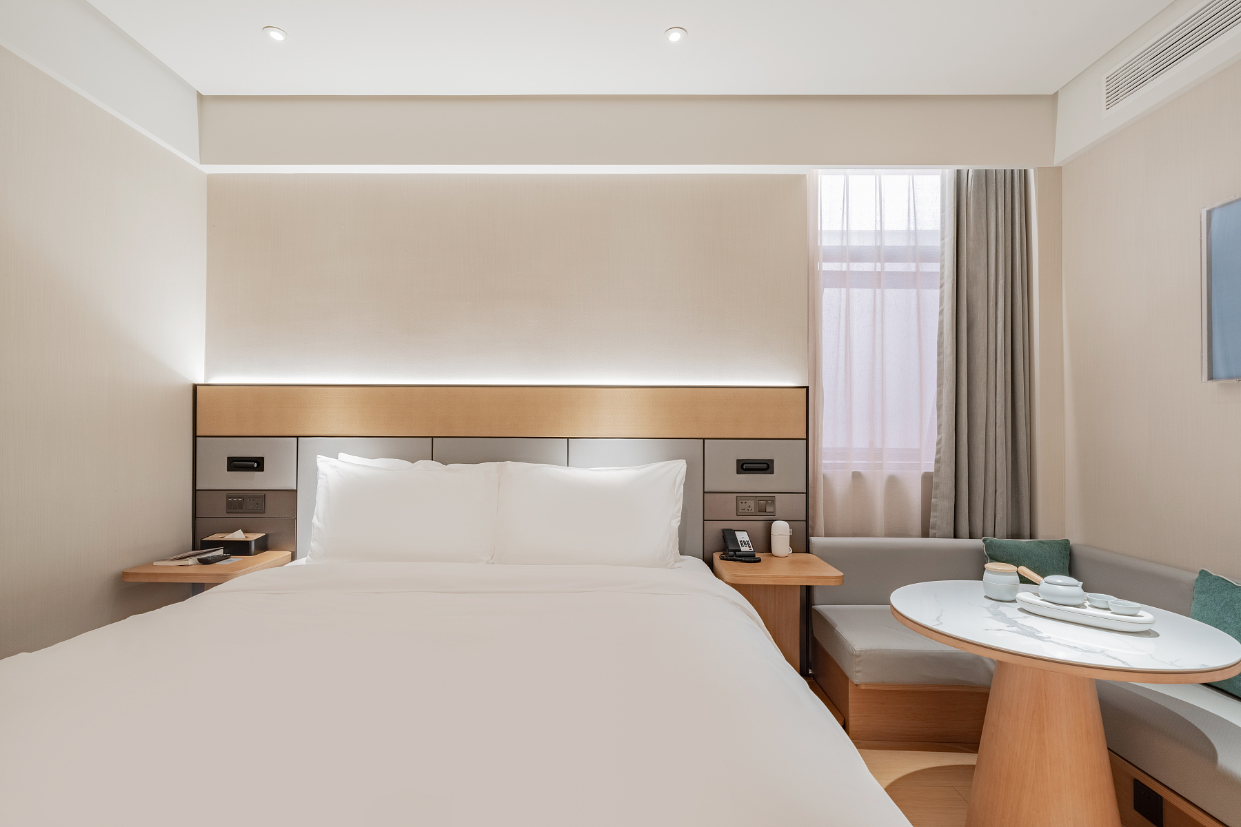 大床房（可投屏65寸电视+金可儿床垫+智能马桶）