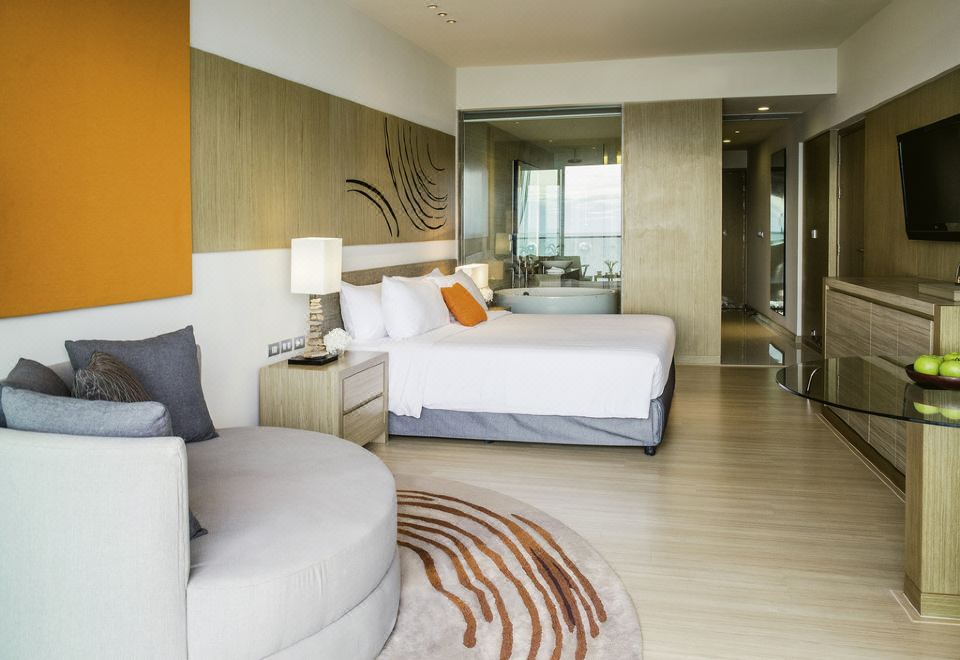 Mövenpick Siam Hotel Na Jomtien PattayaPremium Room With Sea View