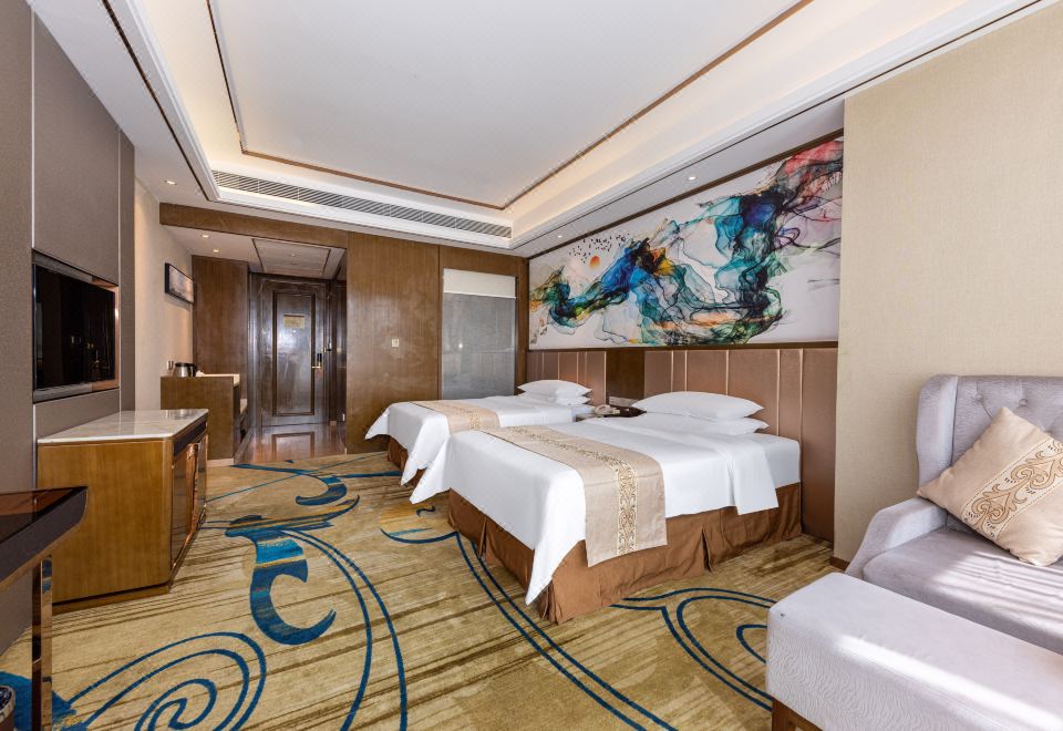 Venus Royal Hotel (Nanning High-speed East Railway Station)Deluxe Twin Room (High-Rise Night View Of Yong City + Comfortable Sleep Room)