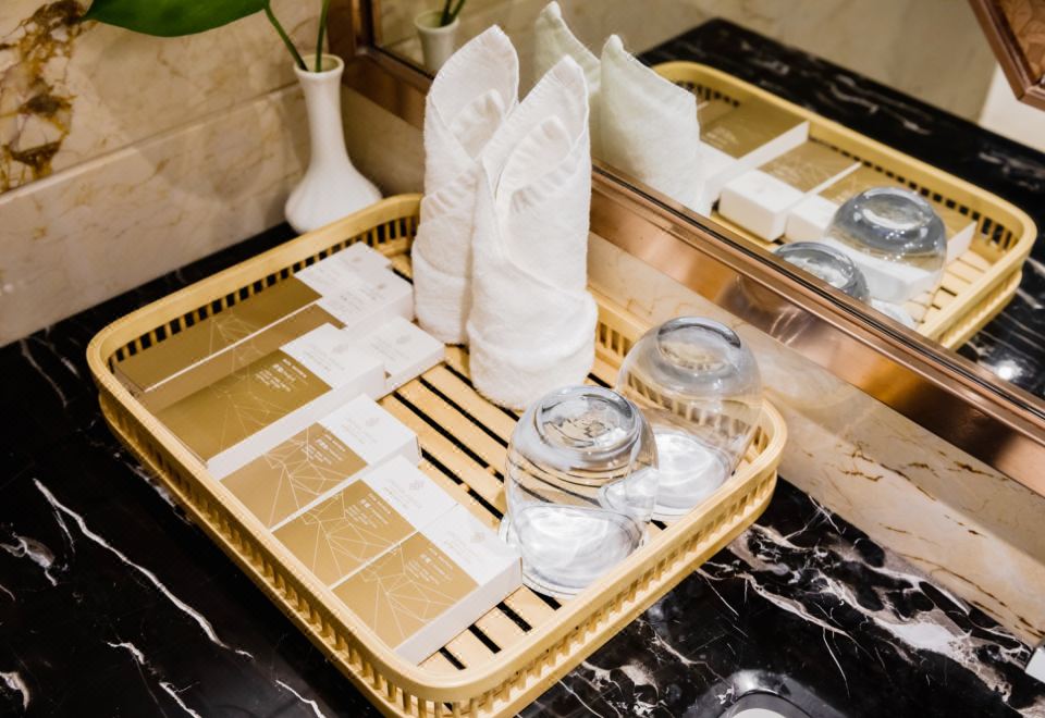 豪华商务大床房