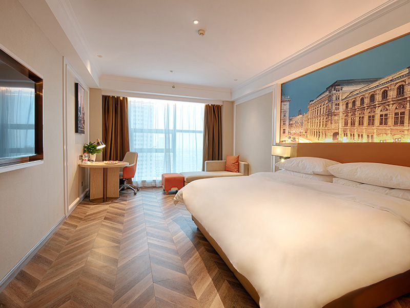 豪华大床房【手机投屏+深睡床品+小冰箱+落地窗】