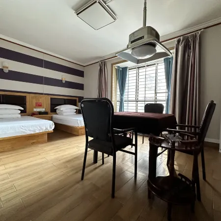 Liling Dengfeng Hotel