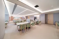 Quanji Hotel (Putian Wandaguangchang Xinghuafu Street Branch)