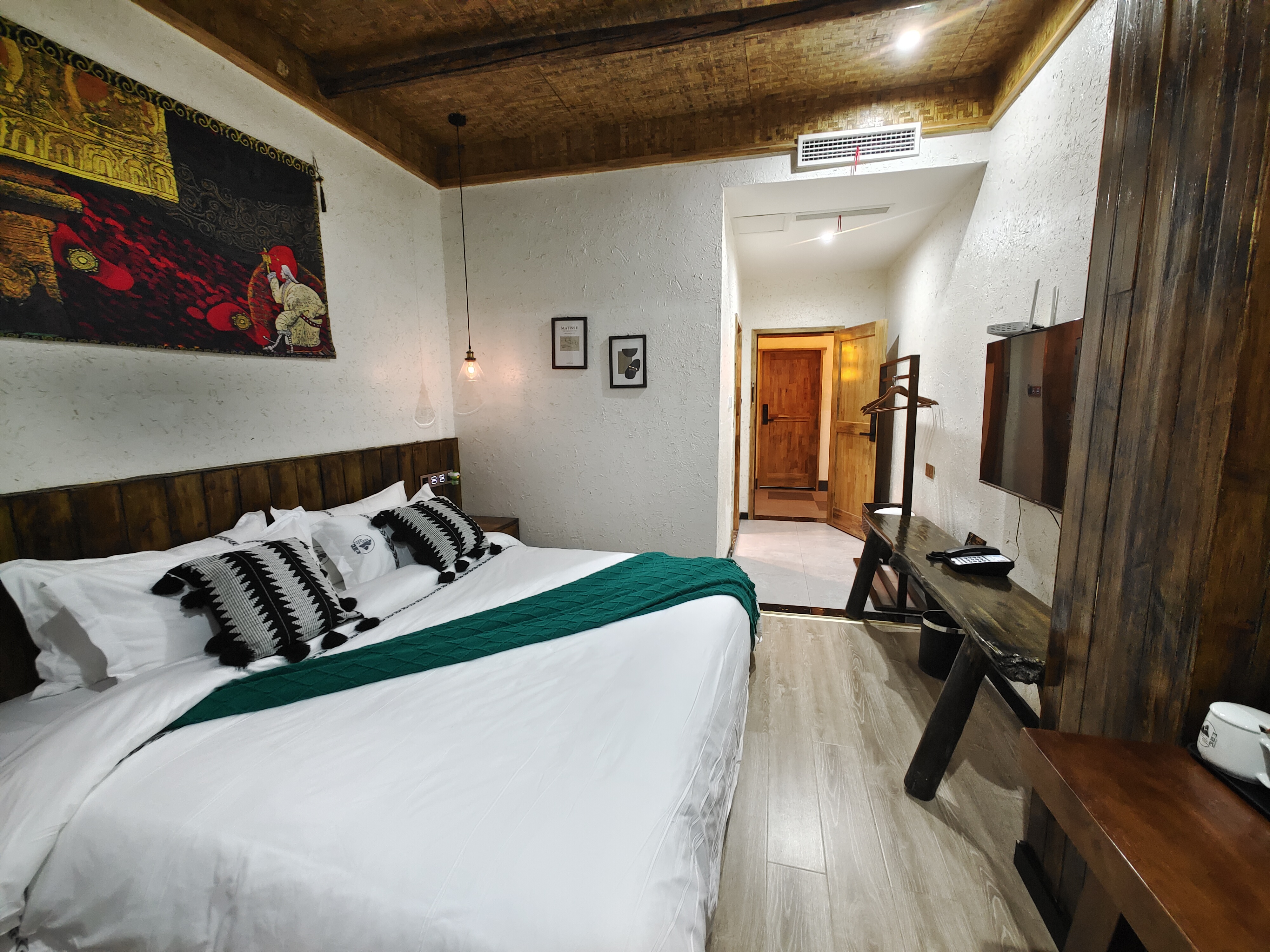 舒适阳光大床房（零压乳胶床垫+加湿器+公区自助洗衣房）