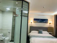 Holiday Hotel