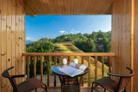 Longji Rice Terraces Xianyuelou Homestay (No. 2 Viewing Platform)
