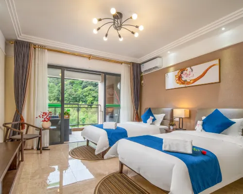 Floral Hotel·Longmen Nankunshan Yue Hot Spring Resort Hotel Hotel di Longmen County