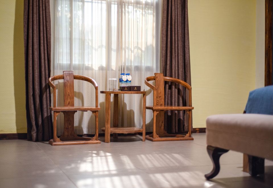 隐居繁华-汤池木屋