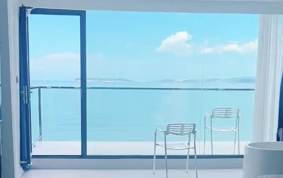 Miye Sea-view Holiday VillaUnparalleled Sea View Bath Balcony Room (180° Sea View + Marshall 3rd Gen Wireless Speaker + Xi Lai Men Deep Sleep Latex Pillow + Skin-Friendly Long Staple Cotton Linens + Smart Toilet + Tub)