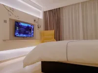 Magnotel Hotel (Siping Railway Station South Yijing Street)