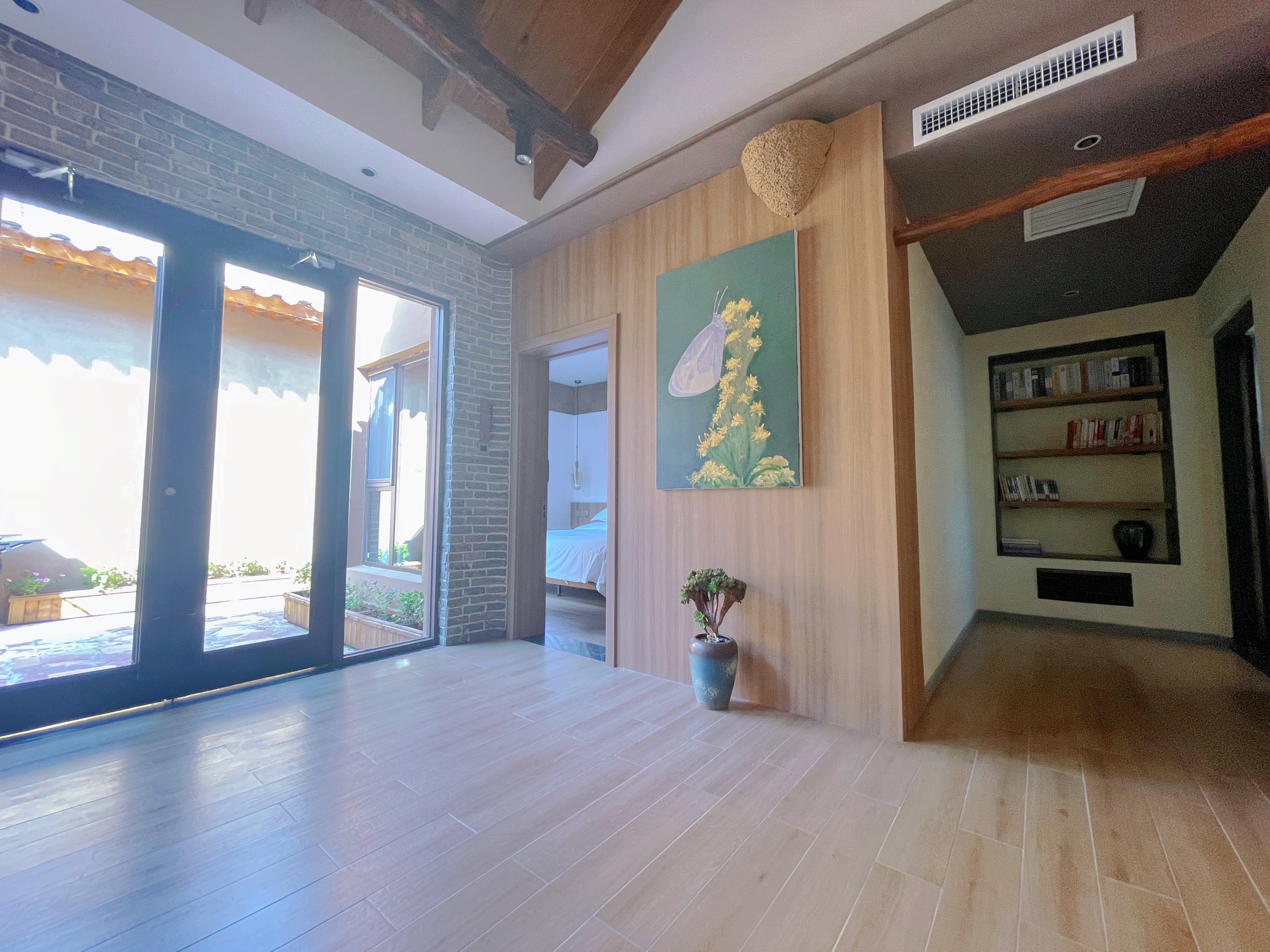 Xibaipo Baili Water Township竹逸居套房