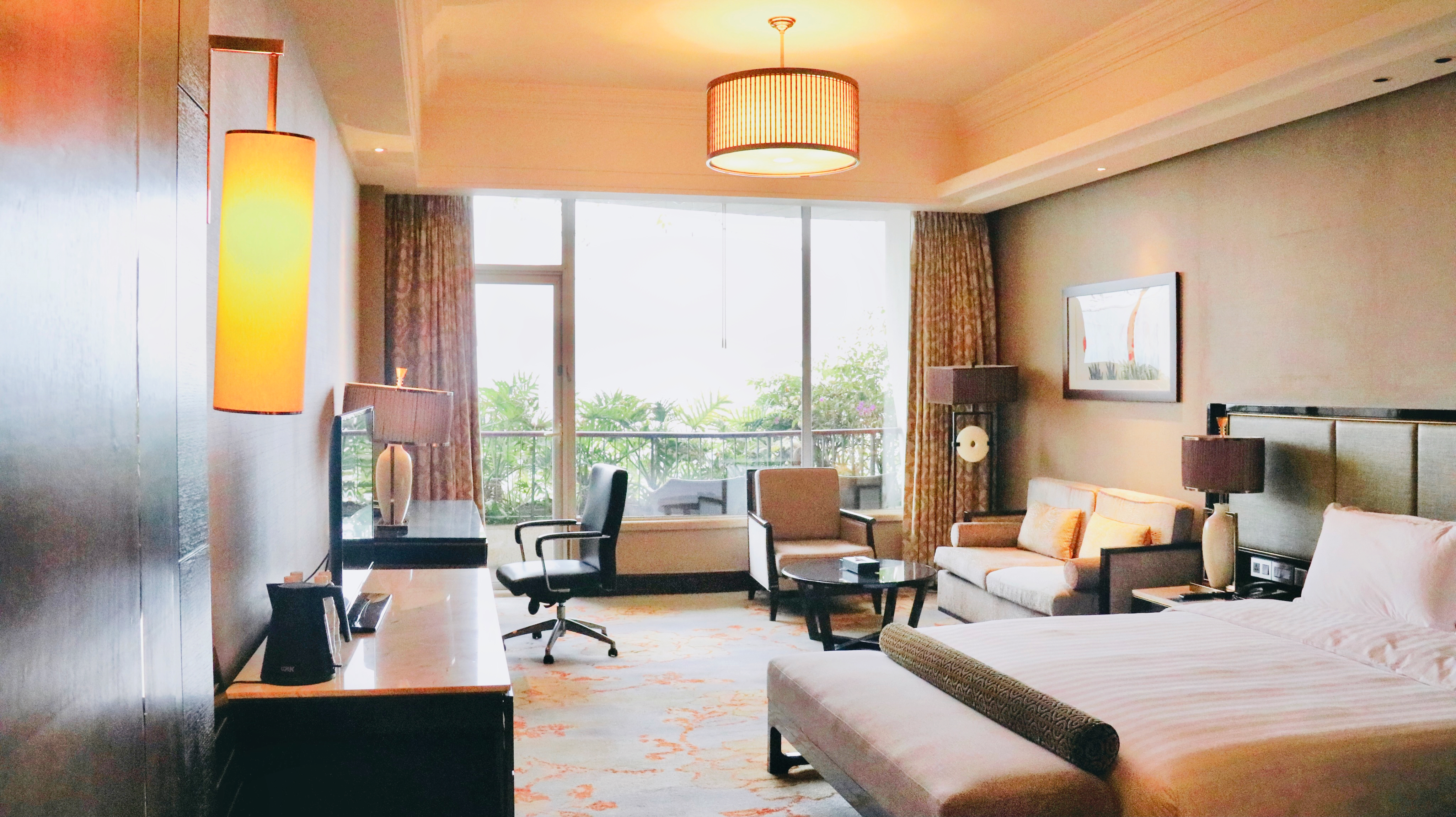 尊享大床房+湖景+無障礙房（南樓+帶陽臺）