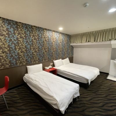 三人房 趣西門旅店優惠