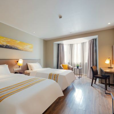 高級雙床房 嘉虹飯店（上海浦東機場川沙地鐵站店）優惠