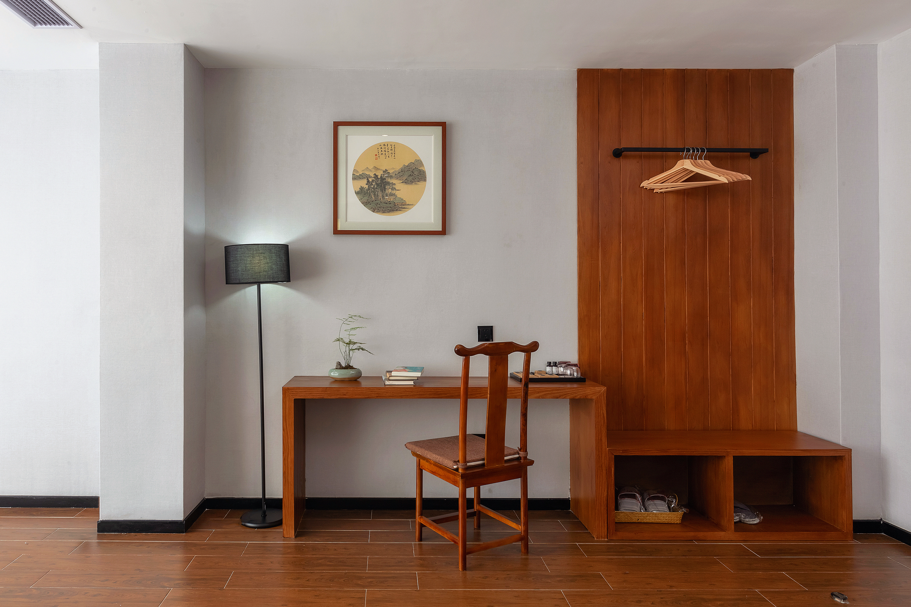 Xianchuang Hotel园景大床房+园林景观+minibar+小冰箱