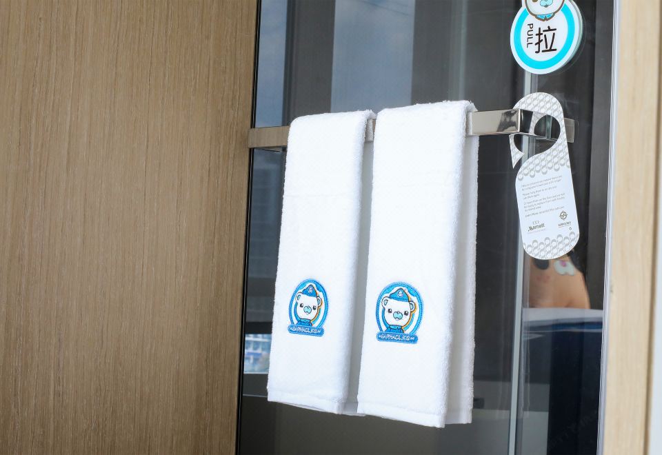 The Meixi Lake, Changsha Marriott Executive ApartmentsUnlimited Fun Kids' Octonauts Theme Family Room