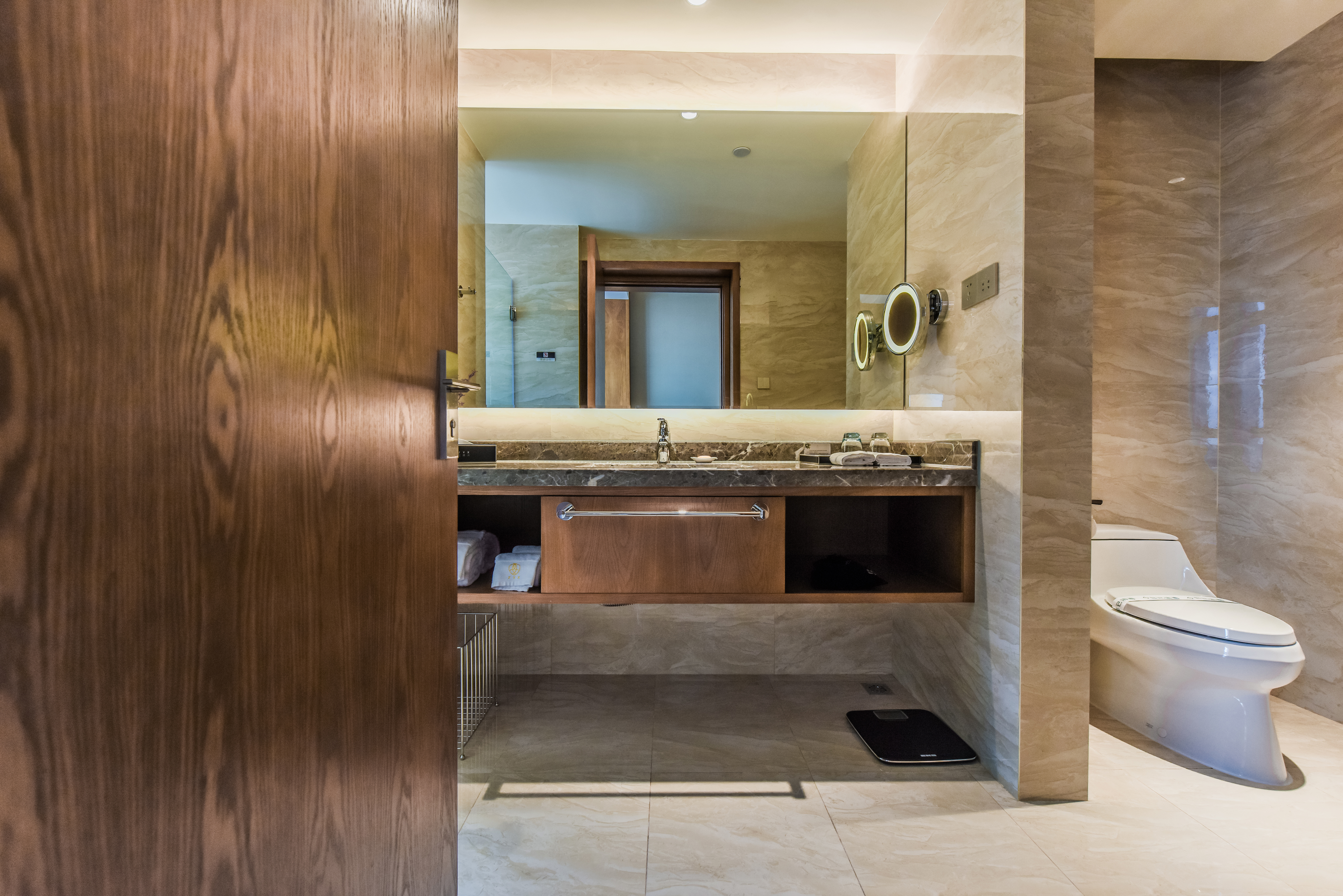 江语尊享套房A【超大会客厅+私享浴缸】