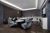 Yunbo Qiyue Hotel
