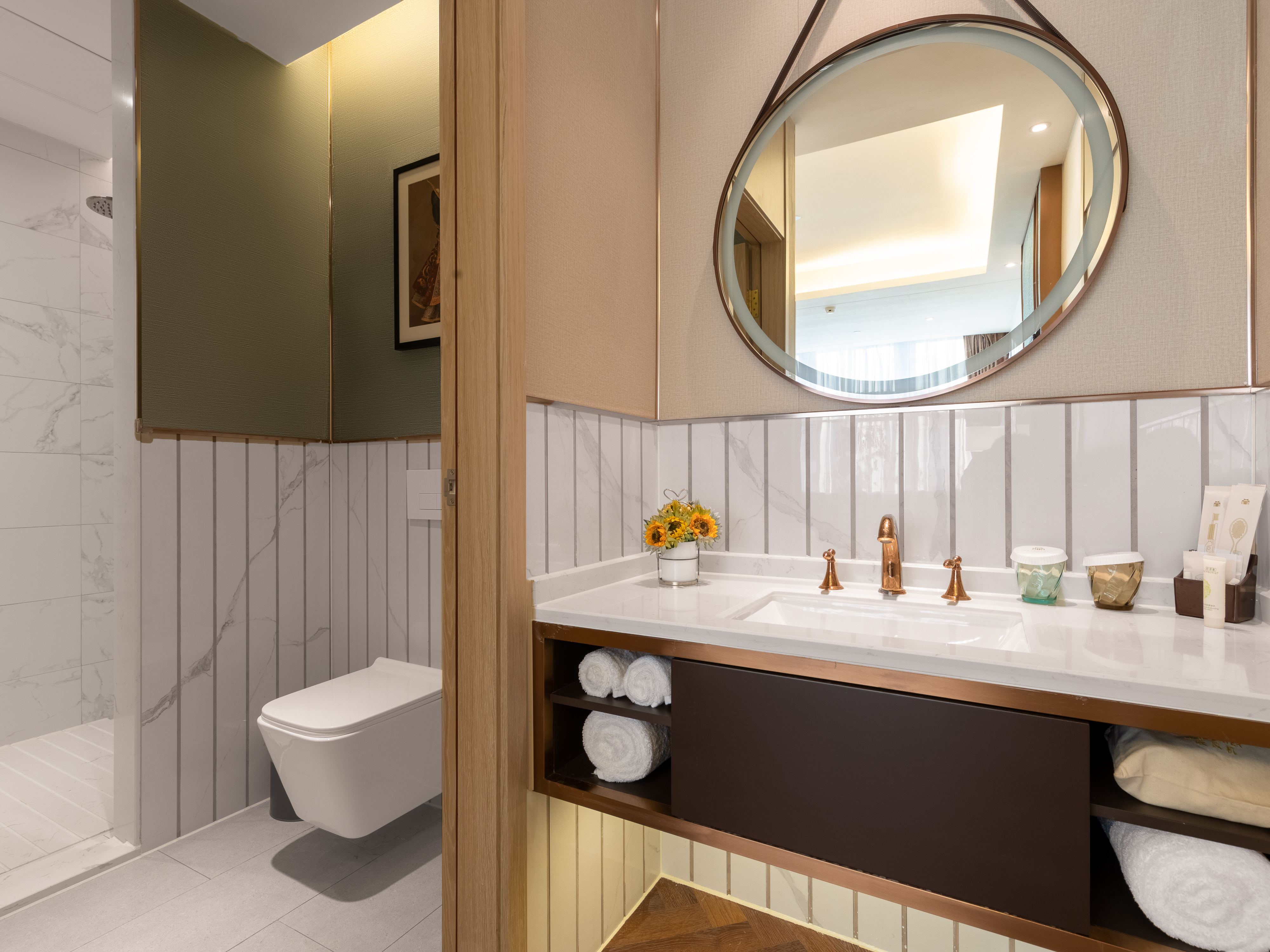 都会商务套房（智能马桶-小冰箱-裸棉寝具-陶瓷茶具）