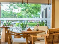 Yunzhong Yashshe · Private Tang Hotel (Leshan High-speed Railway Station Branch)