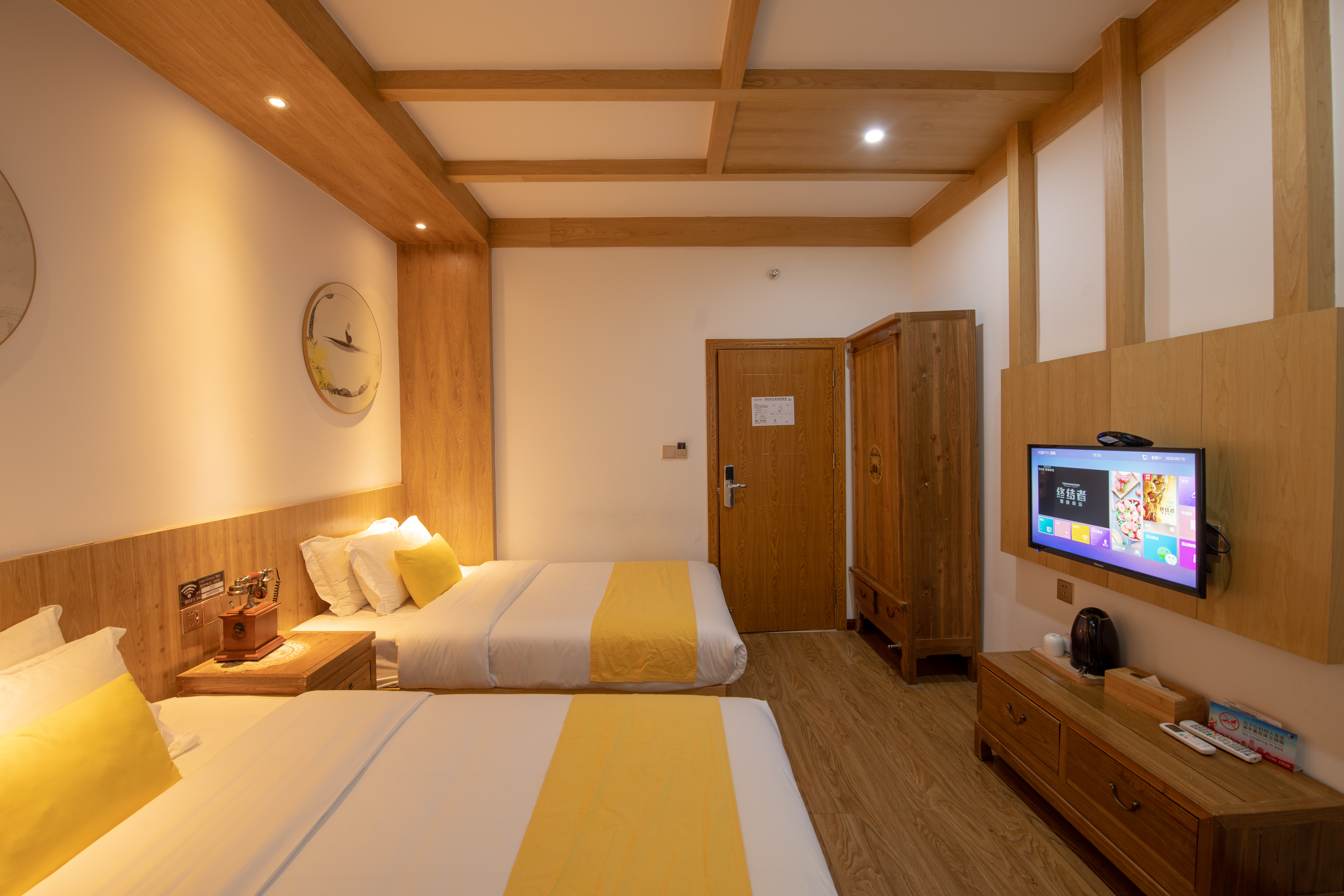 心靜半夏雙床房