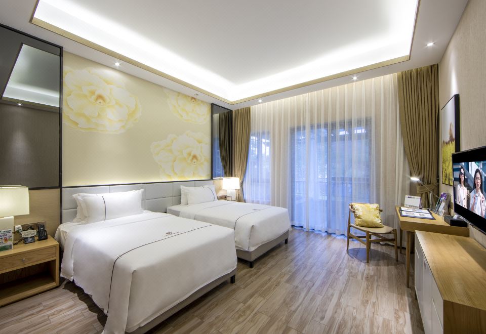 Yuetianxia Hot Spring HotelGarden Hot Spring Twin Suite