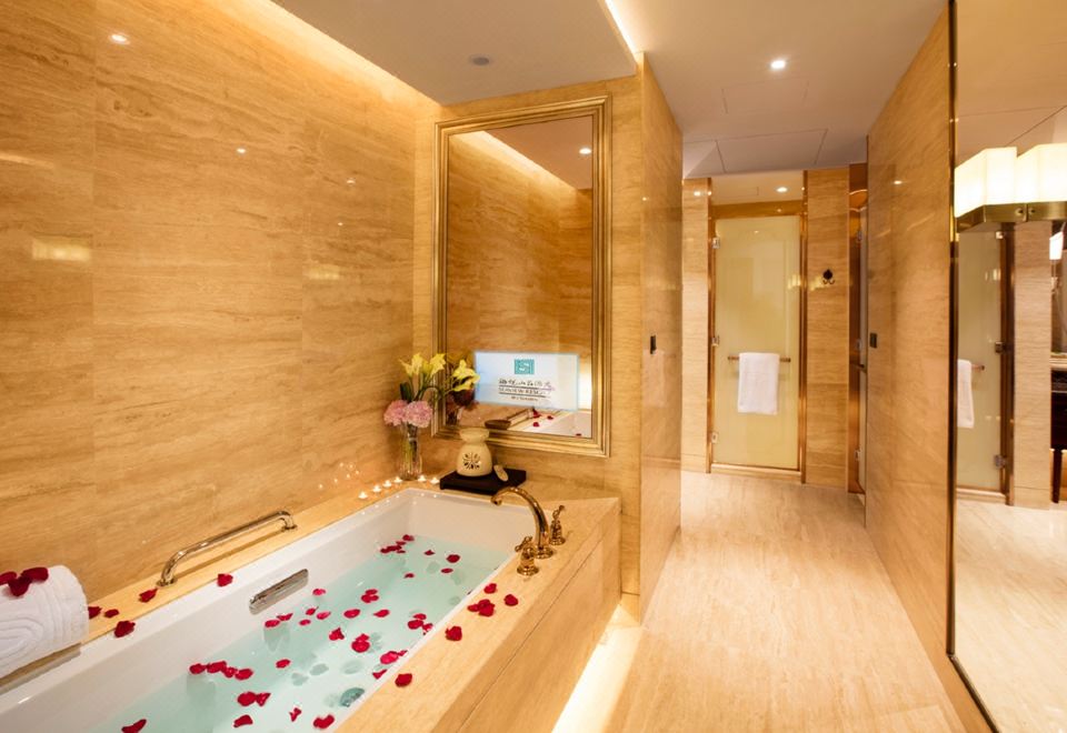 Seaview Resort XiamenDeluxe Grand Suite Spa Villa