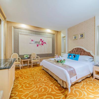 情侶房 銀色假日飯店（東莞常平火車站店）優惠