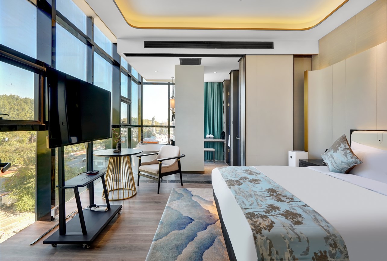 冰雪视界·180°双卧江景套