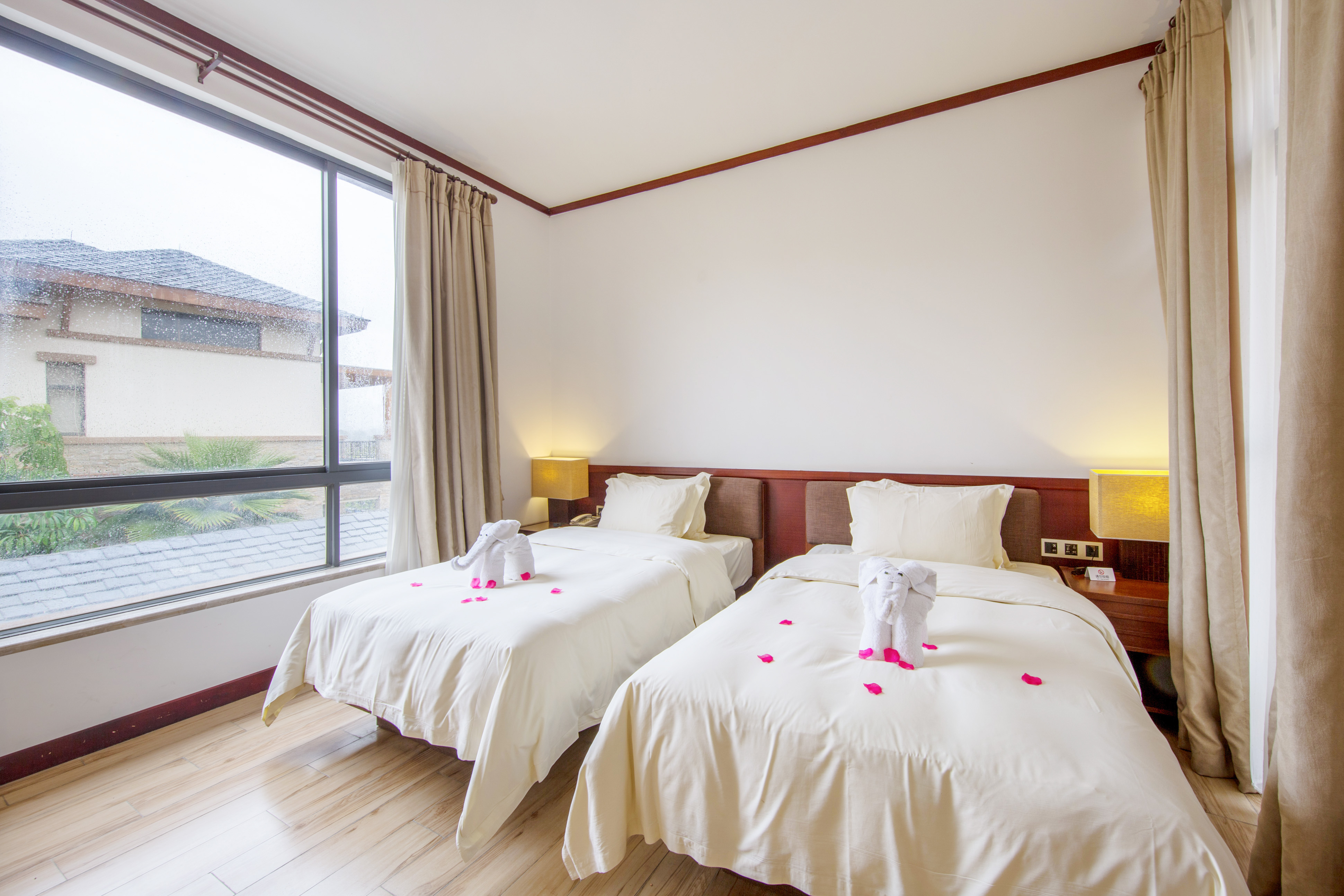 Baodun Lake Hushan Hot Spring ResortVilla - Garden-View (2 beds)