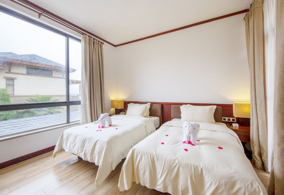 Baodun Lake Hushan Hot Spring ResortVilla - Garden-View (2 beds)