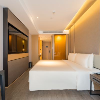 行政大床房（小冰箱+可投屏65寸電視） 北京亞運村國家會議中心亞朵飯店優惠