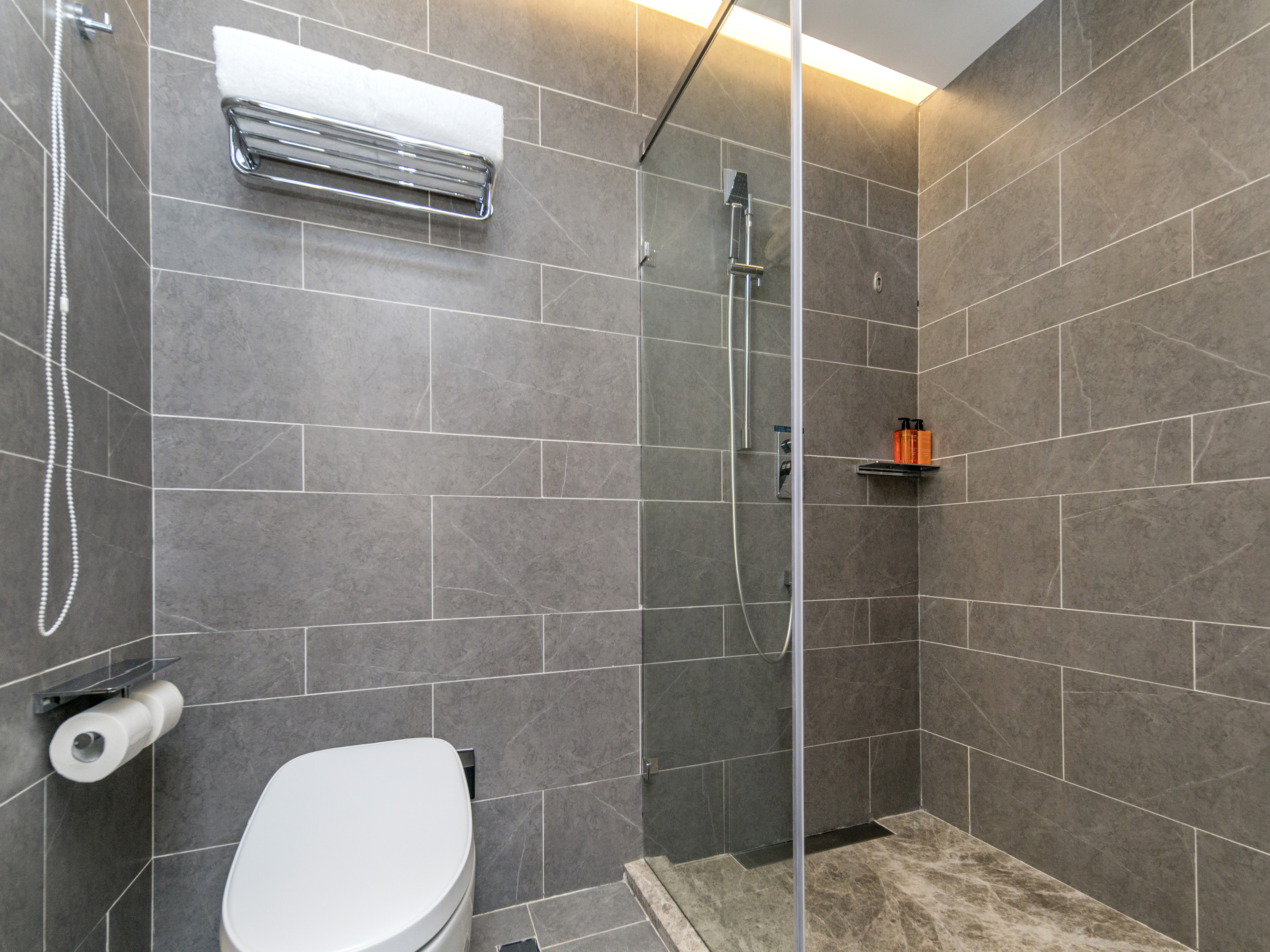 Orange Hotel (Beijing Zhongguancun Software Park)月若流金高级大床房（小冰箱+智能客控+手机投屏）