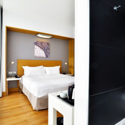 豪華特大床房 米蘭北部希爾頓花園酒店優惠