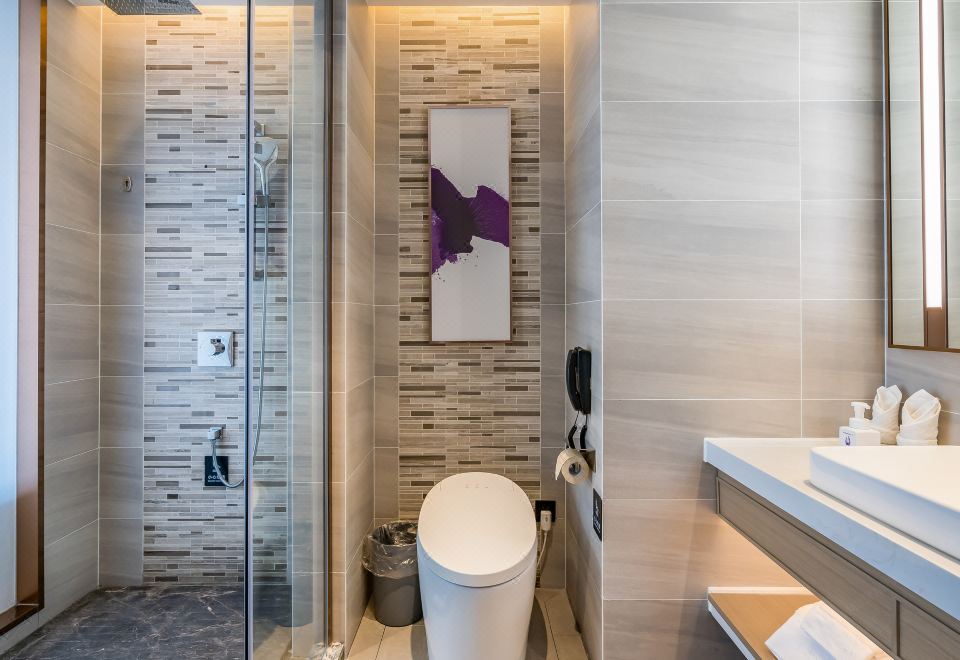 商务大床房（地暖+净化器+慕斯床垫+智能小度）