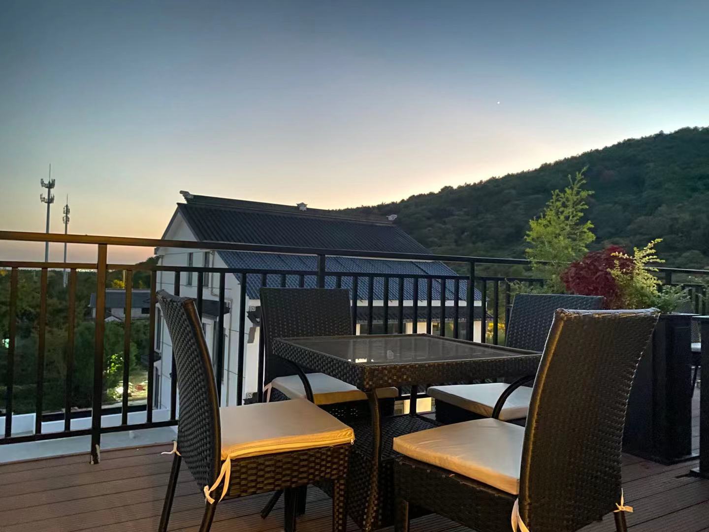 望湖-湖景大床房+智能家居