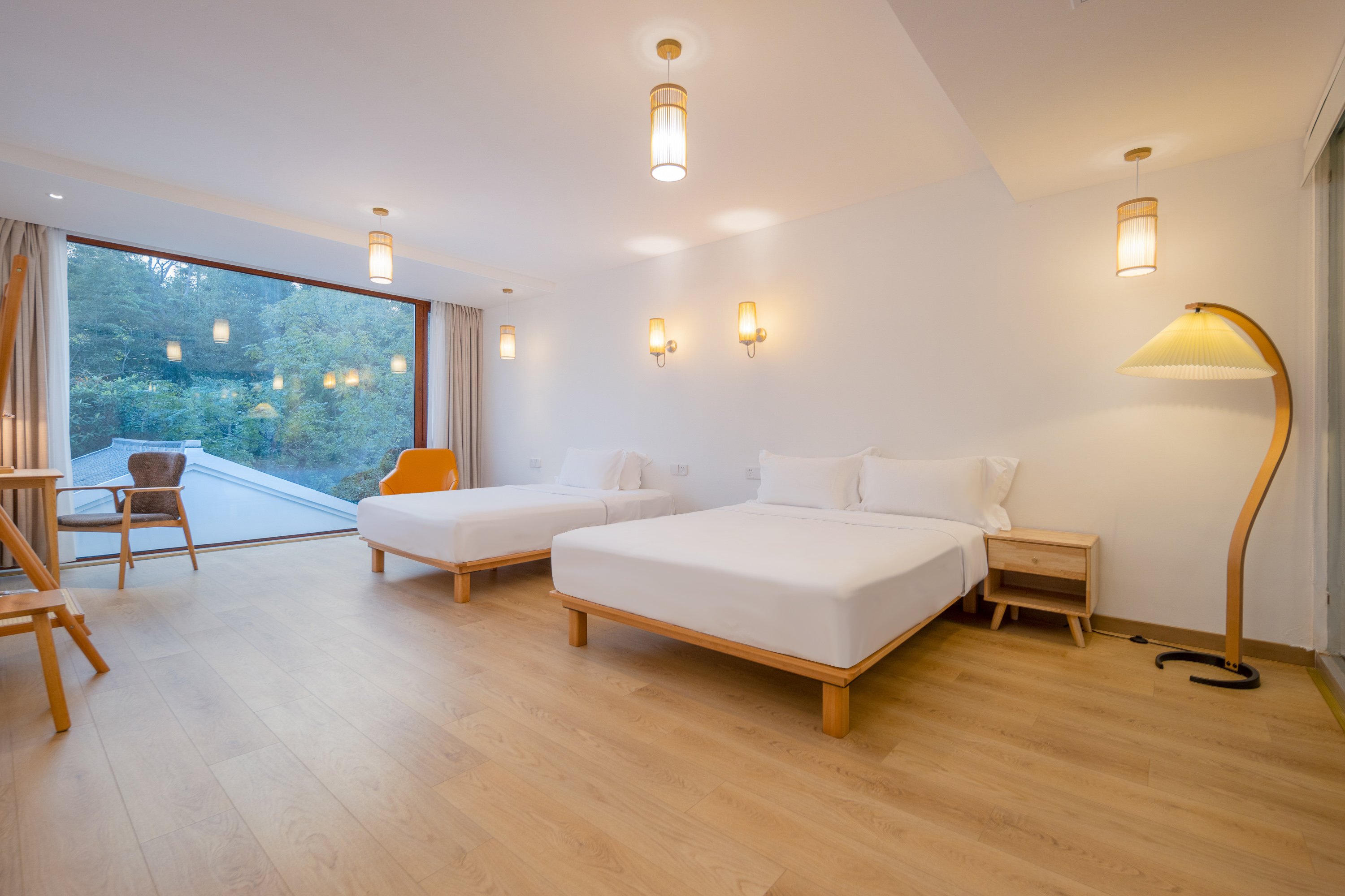 满池春·景观家庭房