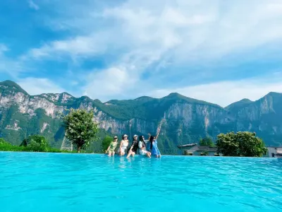 on the Hotel in Enshi Yunya Hoteles en 