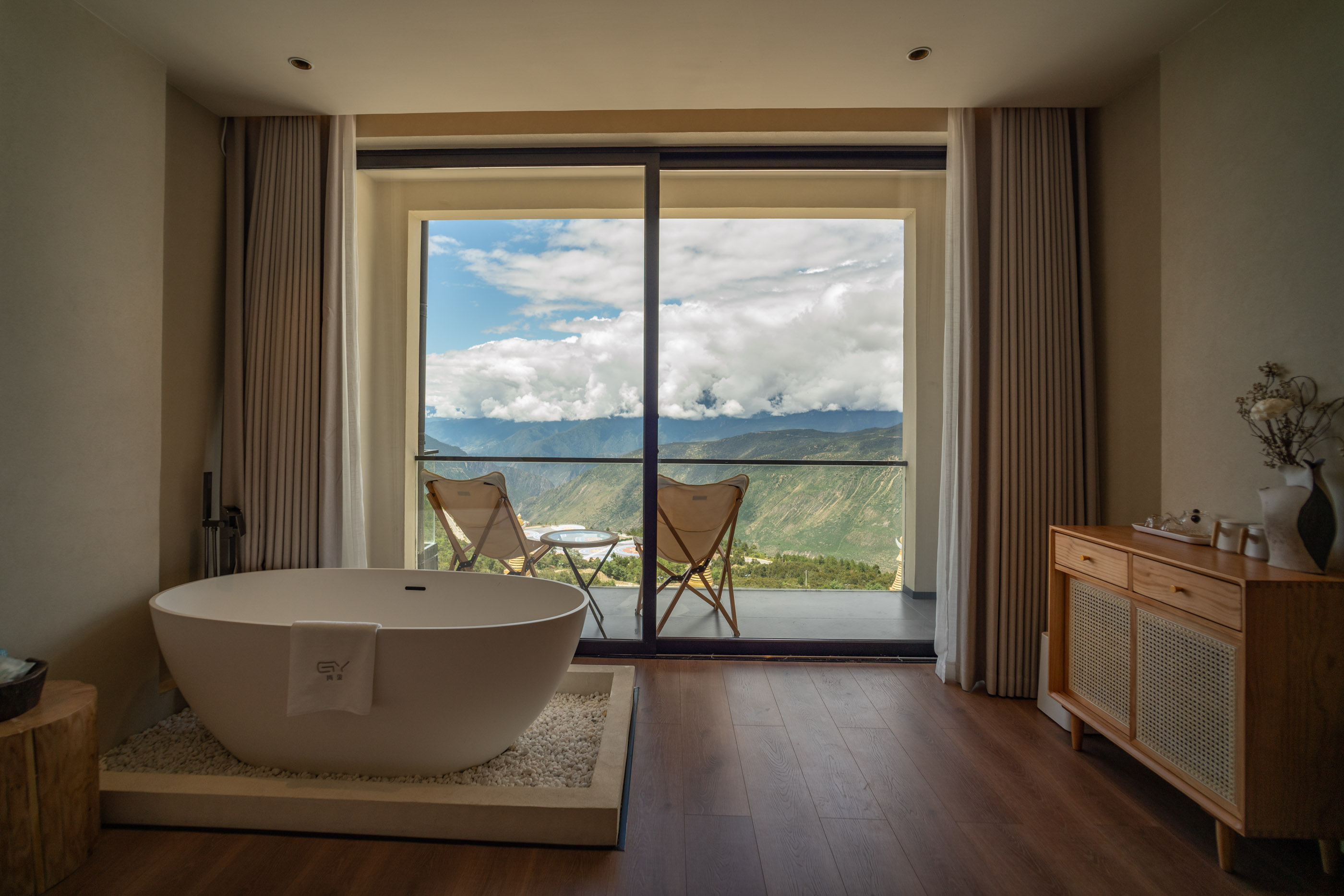 寒露·观景阳台大床房