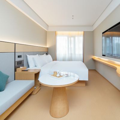 高級大床房 全季飯店（上海打浦橋日月光中心店）優惠