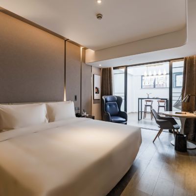 幾木陽台大床房（小冰箱+電視投屏+深睡枕2個） 蘇州觀前街亞朵飯店優惠