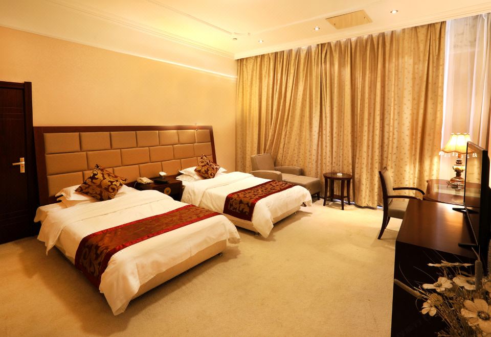 碧草云天·园景家庭套（二号馆|绝美夕阳）