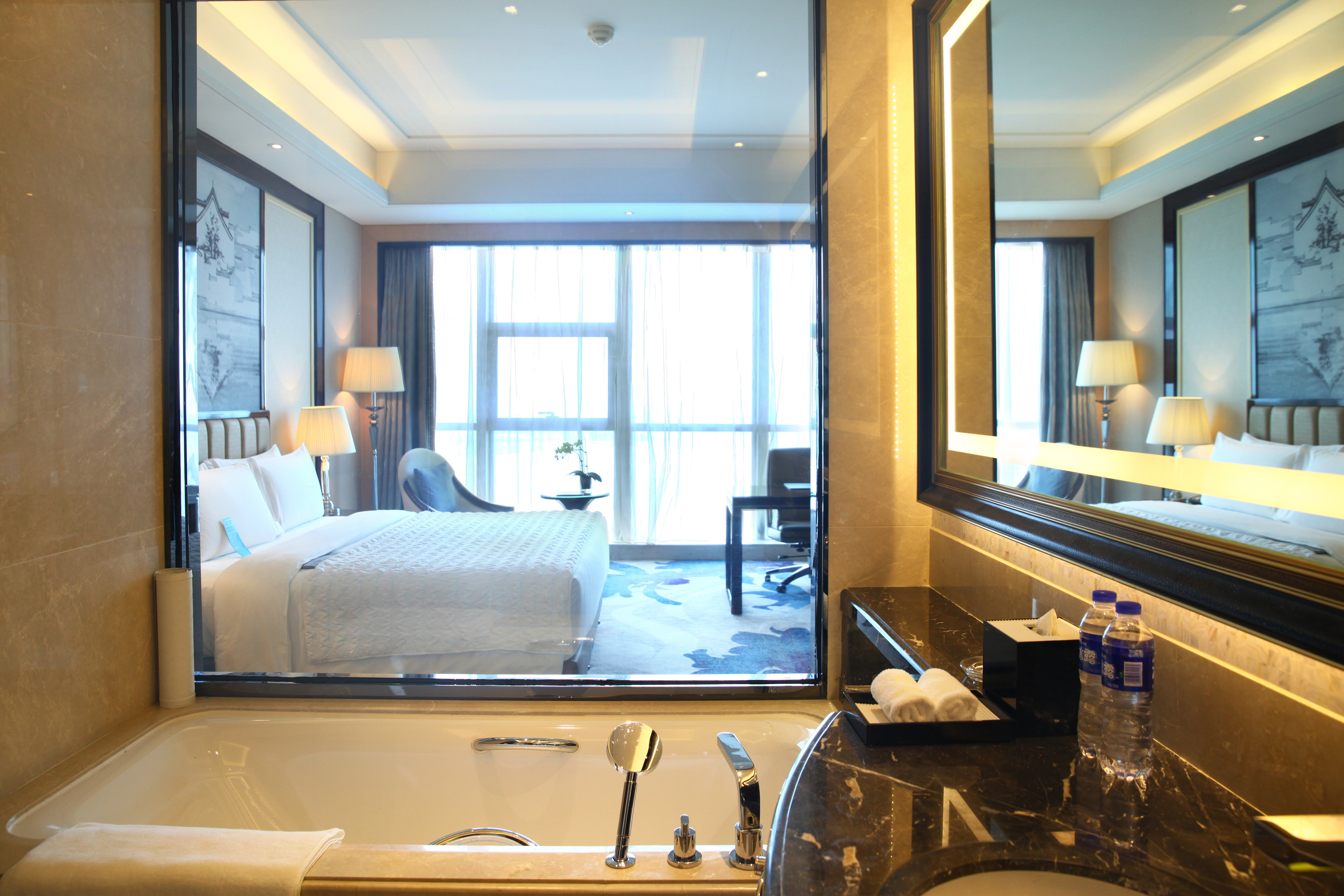 高级豪华大床房