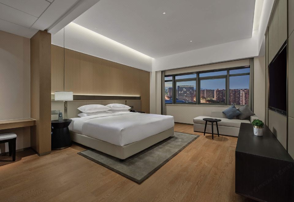 豪華套房（迷你冰箱+喜臨門元夢床墊）