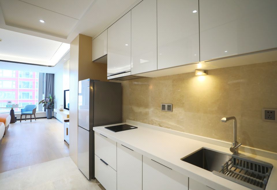 辰澜·悦湖双床房|落地窗·冰箱洗衣机·金可儿床垫|