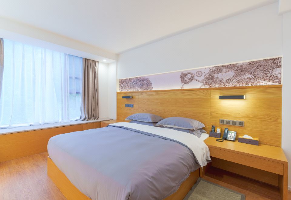 特价岚风大床房